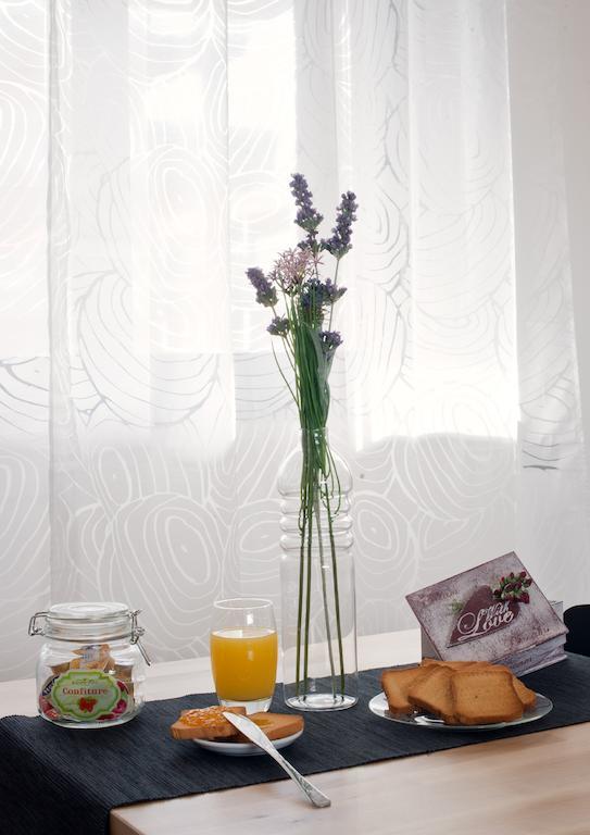 B&B Feel At Home Fiumicino Exteriör bild